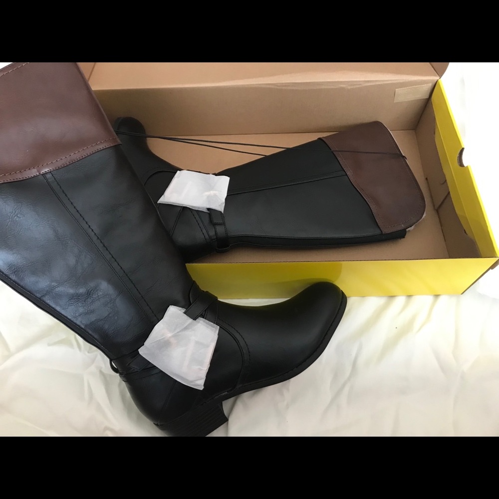 Liz Claiborne LC Trevi W/WC Black Tan Boots